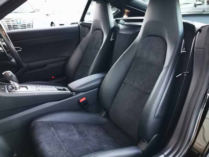 ポルシェ 718 ケイマン 中古車