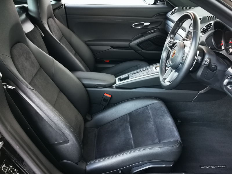 ポルシェ 718 ケイマン 中古車