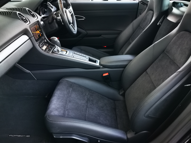 ポルシェ 718 ケイマン 中古車