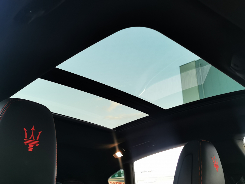 マセラティ レヴァンテ 中古車