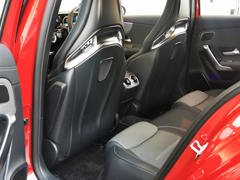 メルセデスベンツ Aクラス 中古車