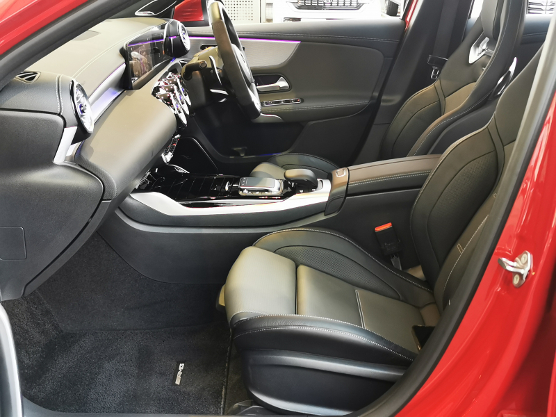 メルセデスベンツ Aクラス 中古車