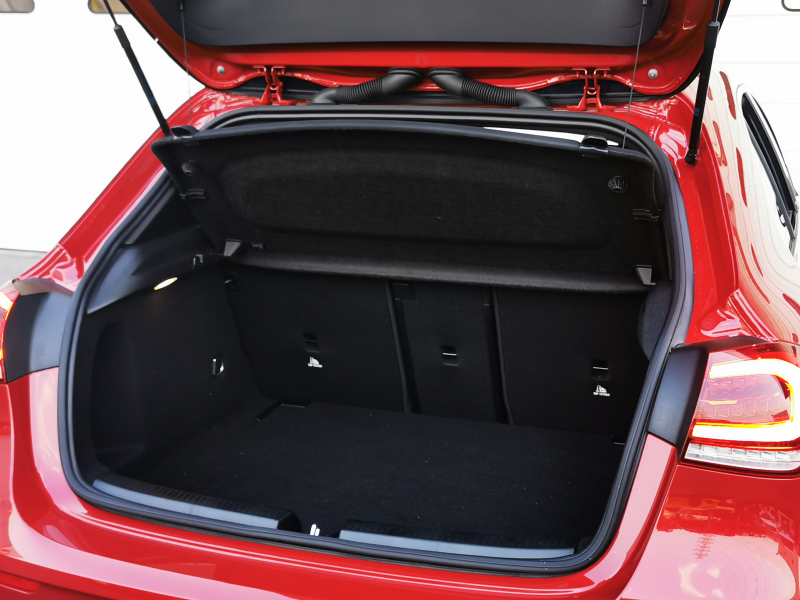 メルセデスベンツ Aクラス 中古車