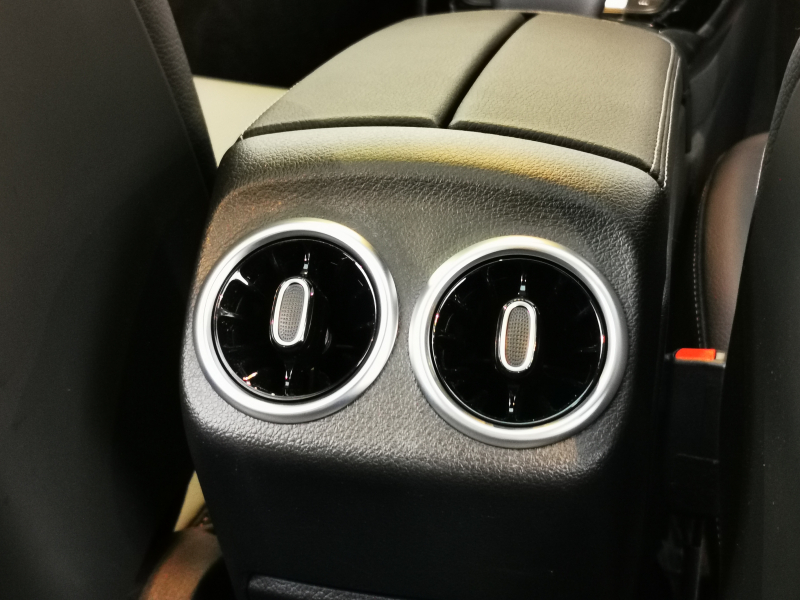 メルセデスベンツ Aクラス 中古車