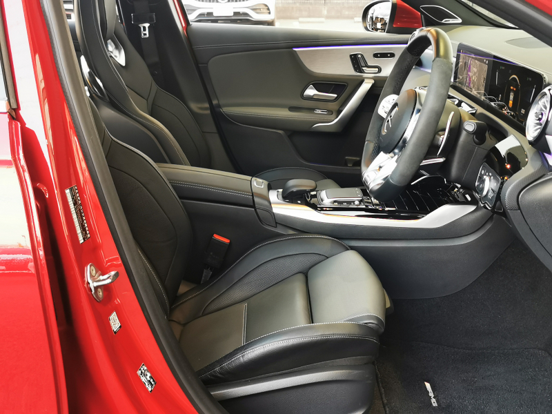 メルセデスベンツ Aクラス 中古車