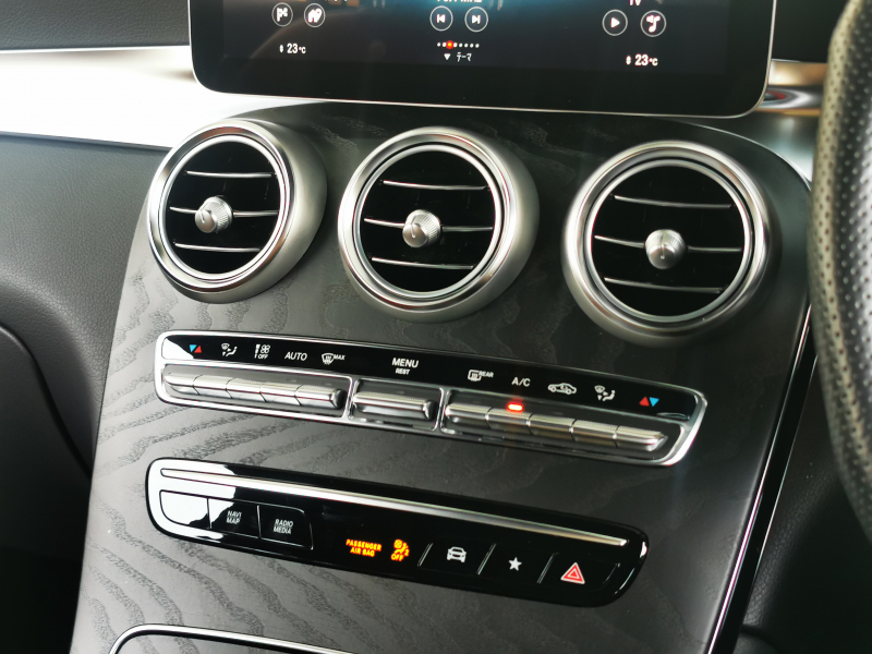 メルセデスベンツ GLCクーペ 中古車