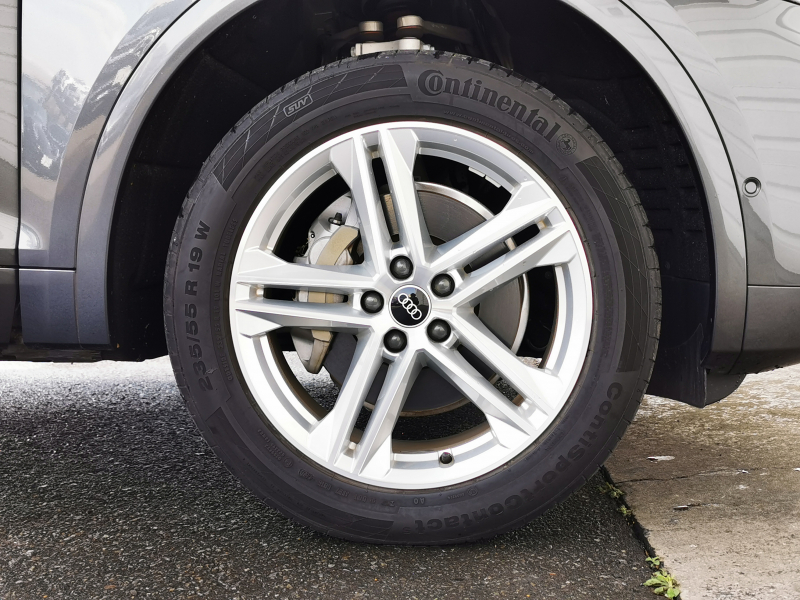 アウディ Q5 中古車