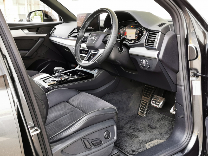 アウディ Q5 中古車