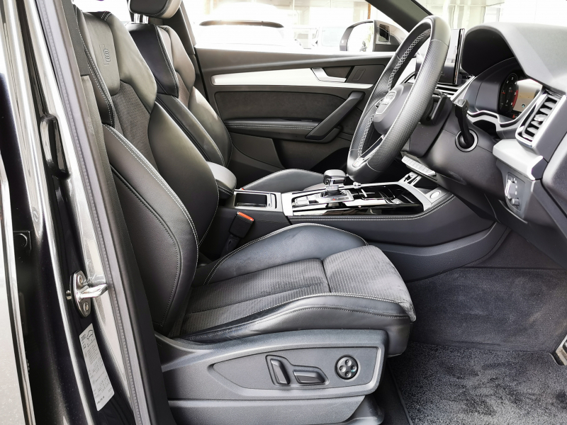 アウディ Q5 中古車