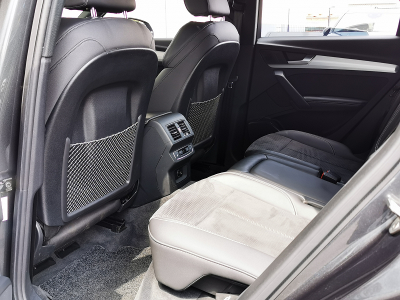 アウディ Q5 中古車