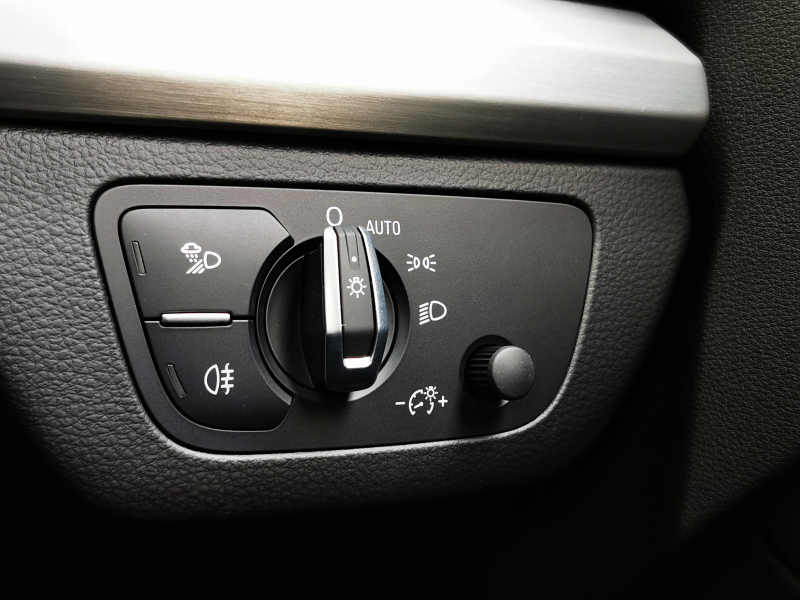 アウディ Q5 中古車