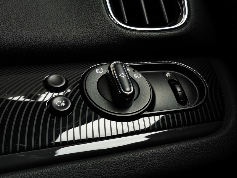 MINI(ミニ) ミニ 中古車