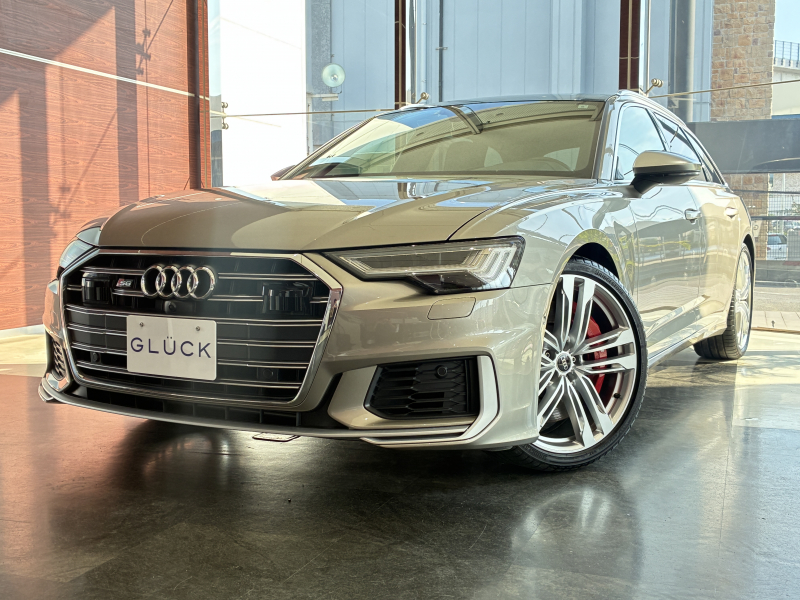 アウディ S6