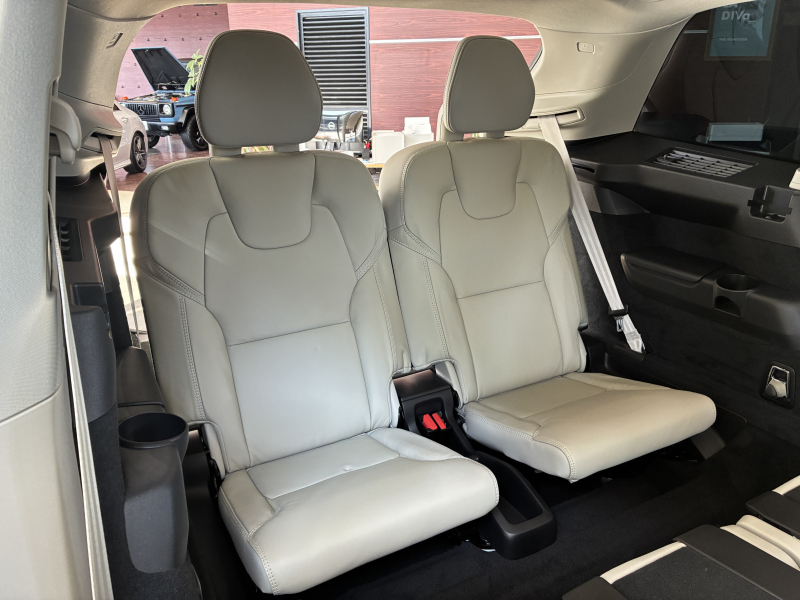 ボルボ XC90 中古車