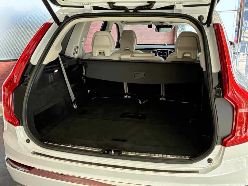 ボルボ XC90 中古車