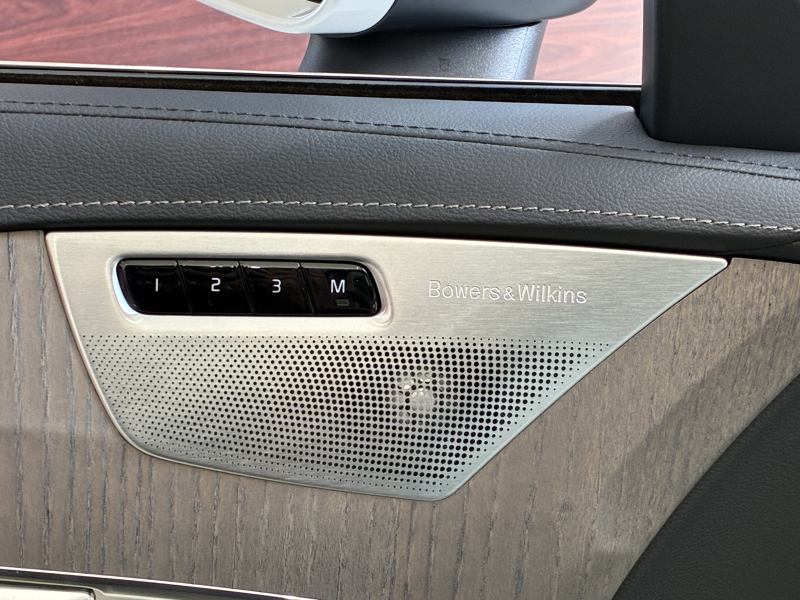 ボルボ XC90 中古車