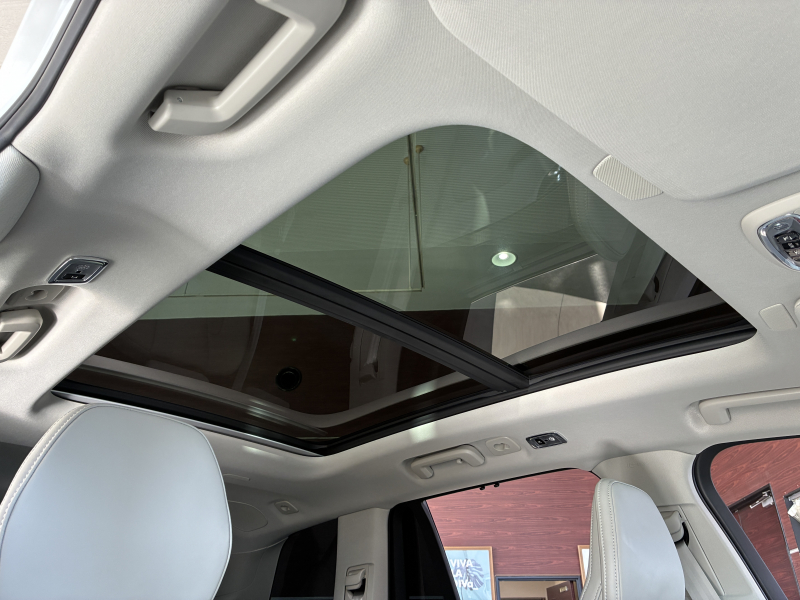 ボルボ XC90 中古車