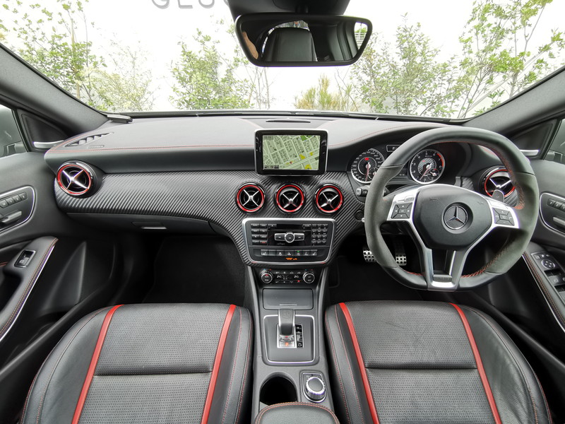 AMG Aクラス 中古車