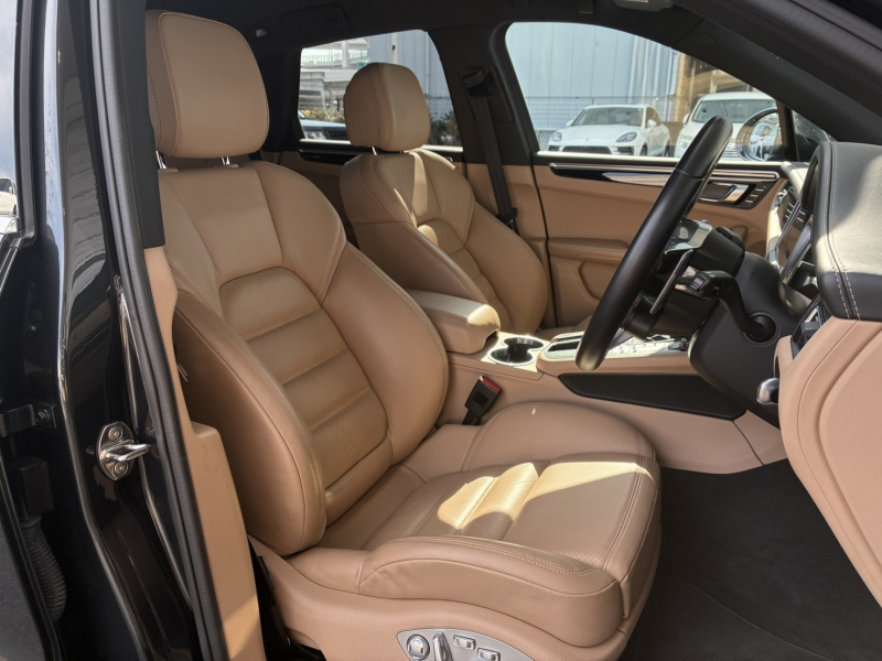 ポルシェ マカン 中古車