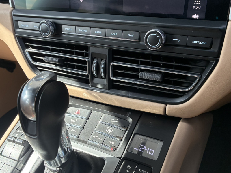 ポルシェ マカン 中古車