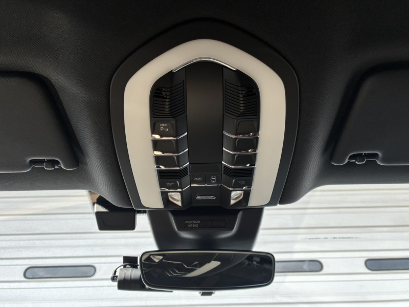 ポルシェ マカン 中古車