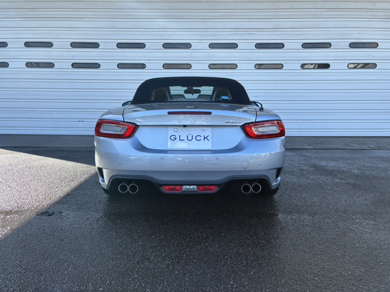 アバルト 124スパイダー 中古車