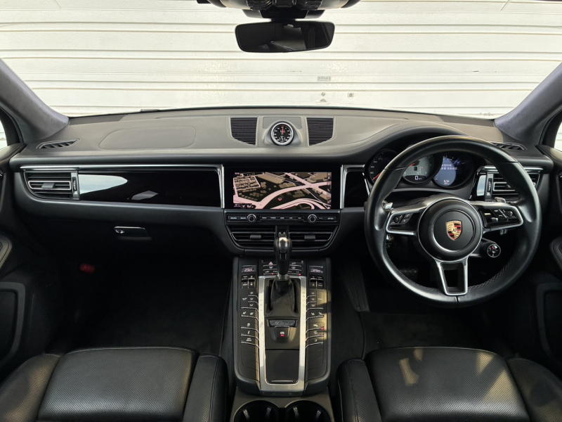 ポルシェ マカン 中古車