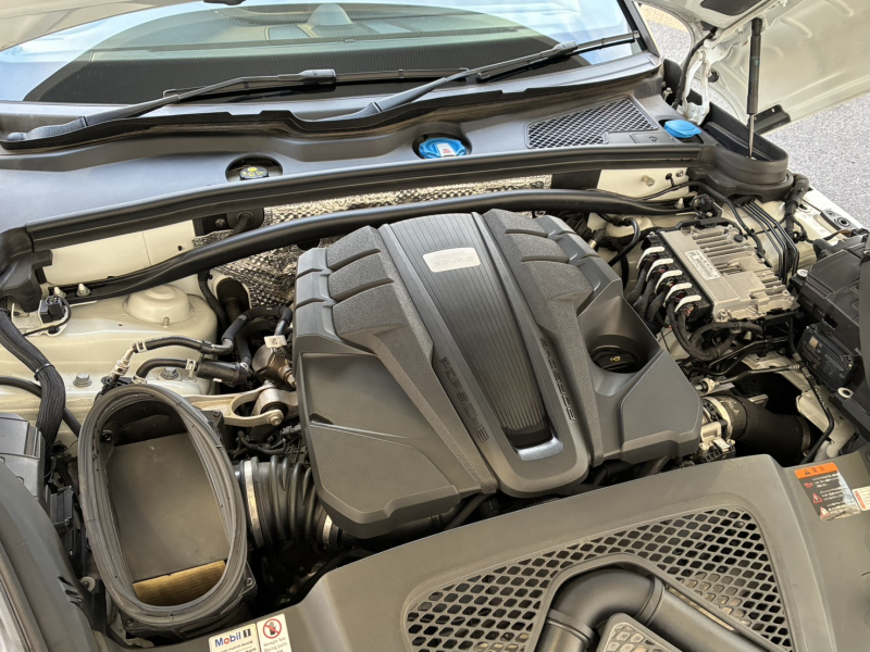 ポルシェ マカン 中古車