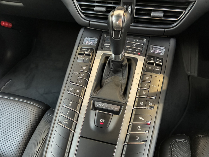 ポルシェ マカン 中古車