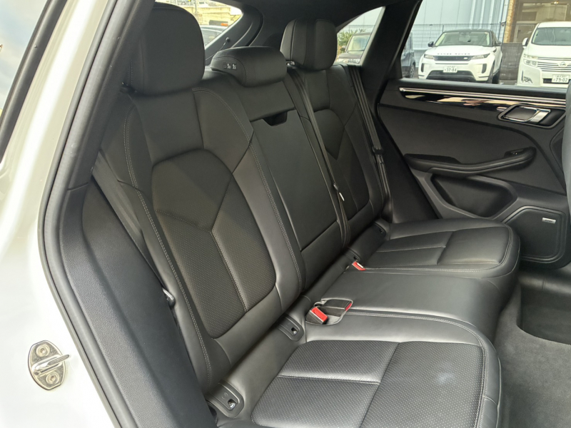 ポルシェ マカン 中古車