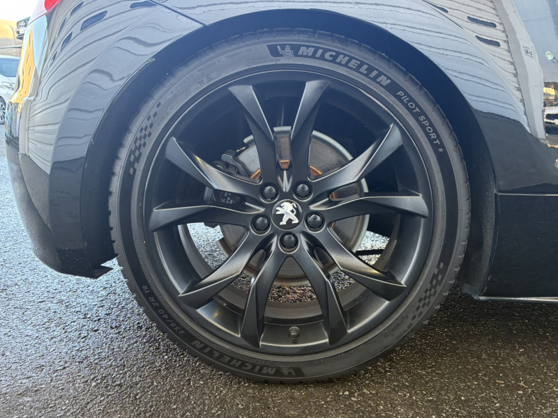 プジョー RCZ 中古車