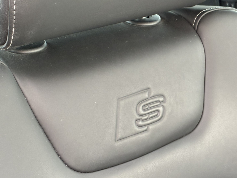 アウディ A6アバント 中古車