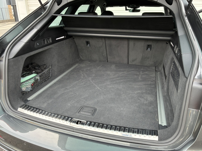 アウディ A6アバント 中古車