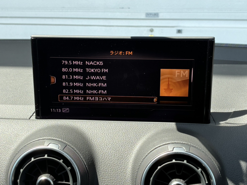 アウディ Q2 中古車