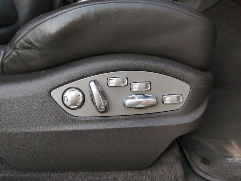 ポルシェ マカン 中古車