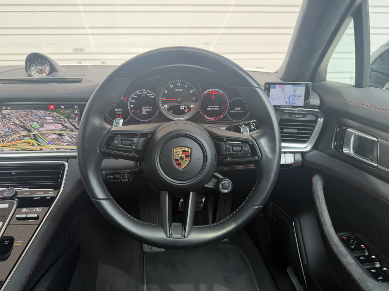 ポルシェ パナメーラ 中古車