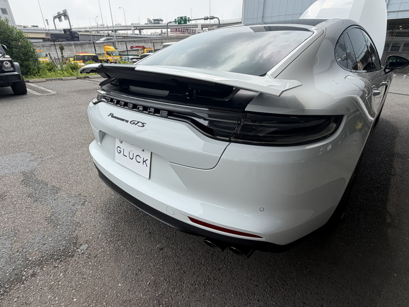 ポルシェ パナメーラ 中古車