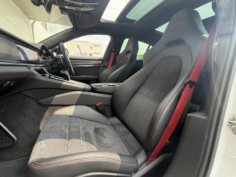 ポルシェ パナメーラ 中古車