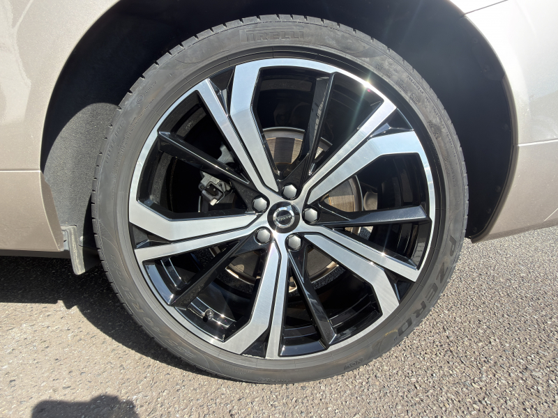 ボルボ XC60 中古車