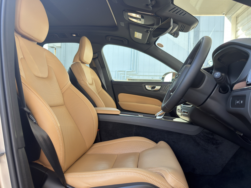 ボルボ XC60 中古車