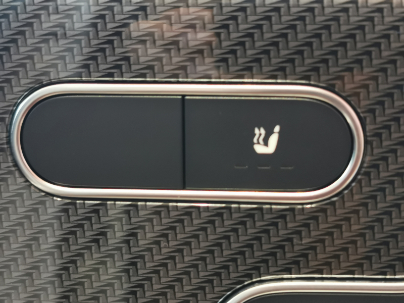 メルセデスベンツ GLA 中古車