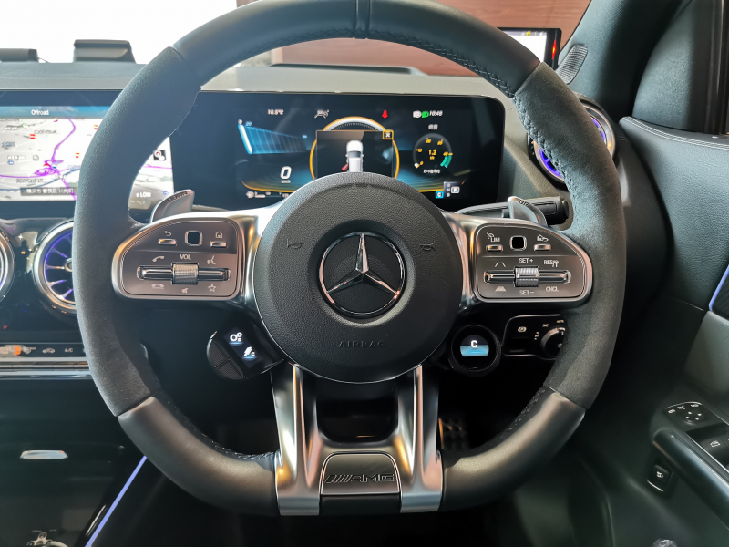 メルセデスベンツ GLA 中古車