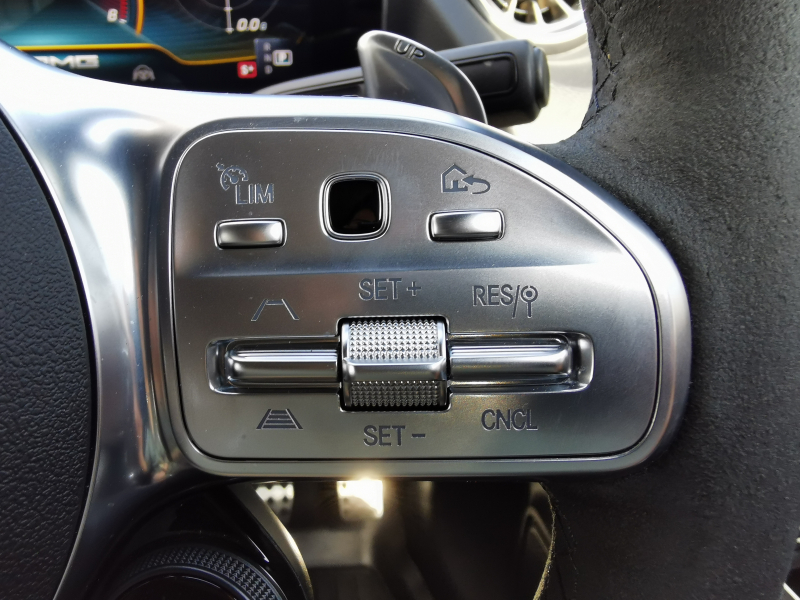 メルセデスベンツ GLA 中古車