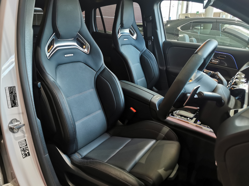 メルセデスベンツ GLA 中古車