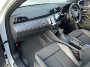 アウディ Q3 中古車