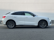アウディ Q3 中古車