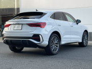 アウディ Q3 中古車