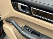 ポルシェ カイエン 中古車