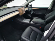 テスラ モデルY 中古車