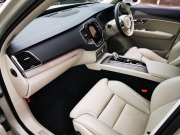 ボルボ XC90 中古車